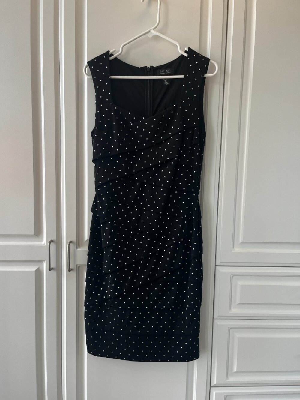 Slimming White House/Black Market Cocktail Dress